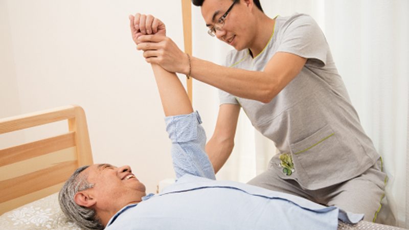 康复护理与医疗护理：优缺点解析