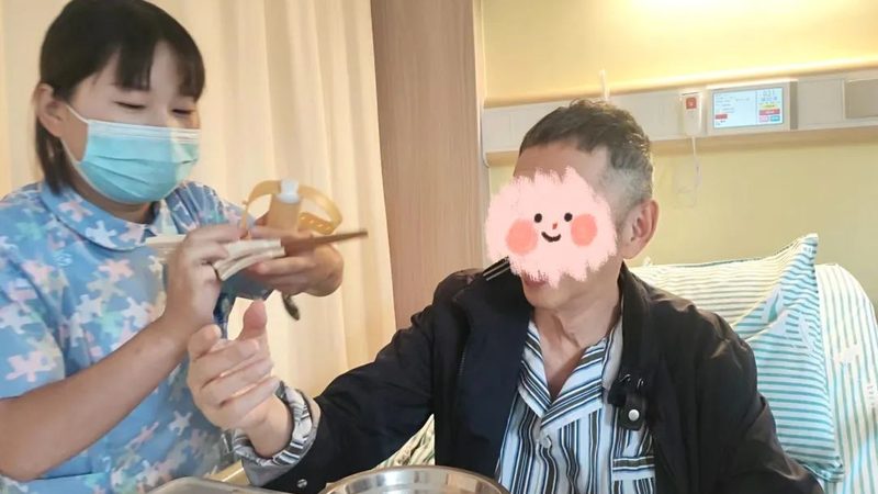 养老护理护工的价格并非单一因素决定，它通常由以下几个部分构成：